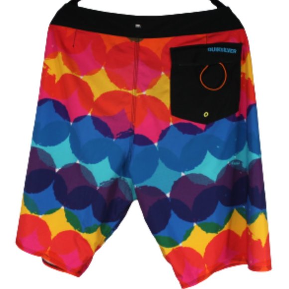 QUICKSILVER MENS SWIM SHORTS SIZE 36 - Picture 2 of 3